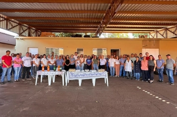 Um momento de gratidão e reconhecimento.