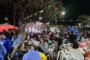 FEIRA DA LUA ANIMA A PRAÇA DA MATRIZ