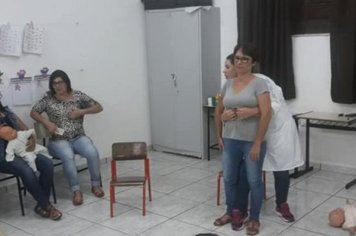 ESCOLA MUNICIPAL JOÃO VASQUEZ REALIZA TREINAMENTO DE PRIMEIROS SOCORROS 
