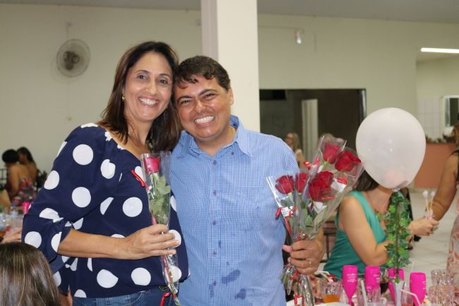 FLORÍNEA REALIZA GRANDE EVENTO EM COMEMORAÇÃO AO DIA INTERNACIONAL DA MULHER