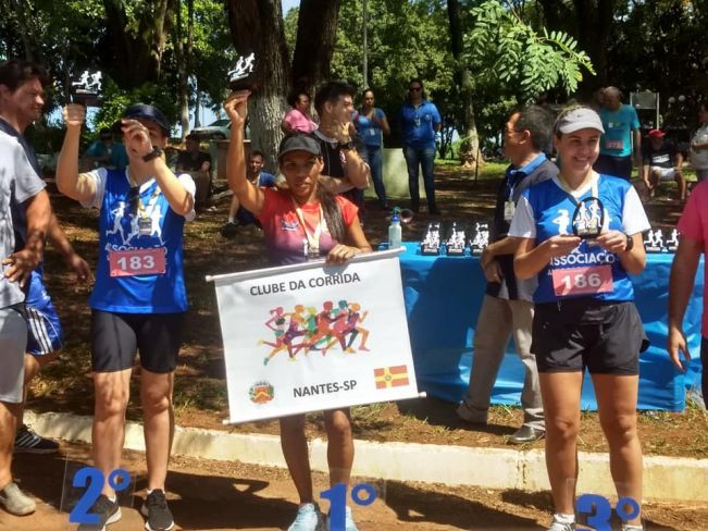 1ª CORRIDA DA AMIZADE DE FLORÍNEA REÚNE MAIS DE 300 ATLETAS