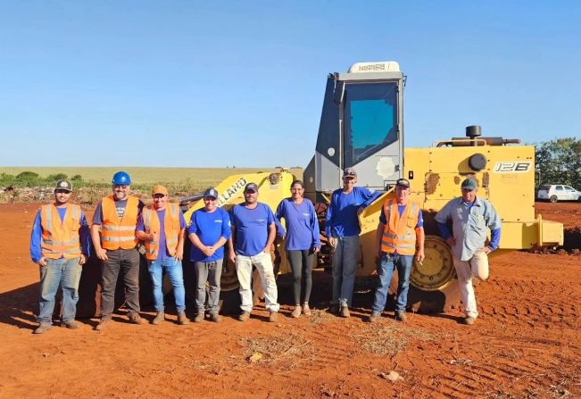 CURSO DE FORMAÇÃO PARA OPERADOR DE PÁ CARREGADEIRA FOI UM SUCESSO!