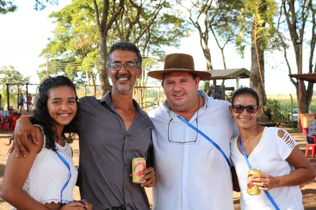 1º ENCONTRO DE COMITIVAS DE FLORÍNEA FOI UM SUCESSO