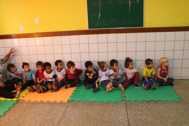 CRECHE ESCOLA PRÓ-INFÂNCIA PADRE DANILO CAPPELLETTO REALIZA PROJETO CORES