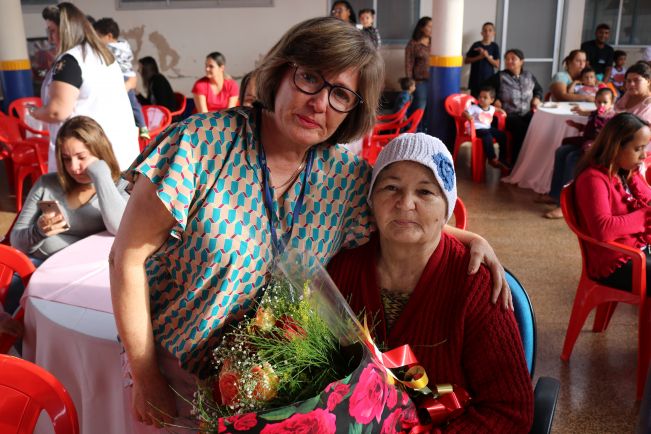 ESCOLA CRECHE PADRE DANILO CAPPELLETTO REALIZA EVENTO PARA COMEMORAR O DIA DAS MÃES