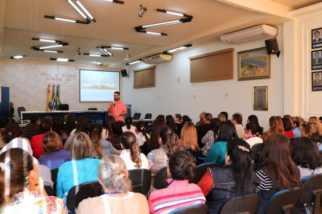 FLORÍNEA REALIZA SEMANA PEDAGÓGICA NA REDE MUNICIPAL DE ENSINO