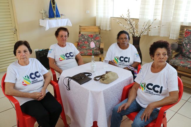 CENTRO DE CONVIVÊNCIA DO IDOSO RECEBE JOVENS DA CIDADE DE CÂNDIDO-MOTA