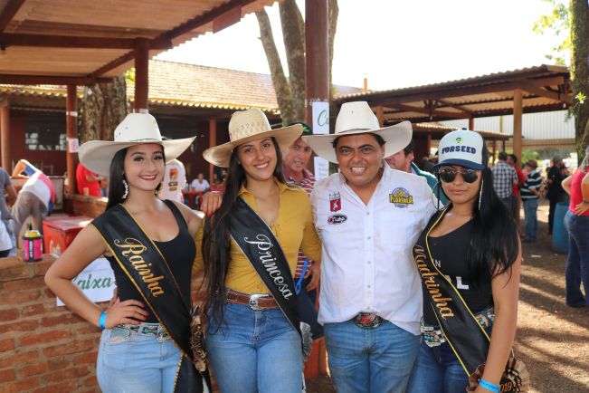 1º ENCONTRO DE COMITIVAS DE FLORÍNEA FOI UM SUCESSO