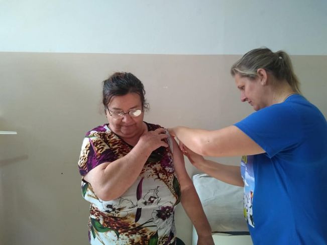 SECRETARIA MUNICIPAL DE SAÚDE REALIZA DIA D DA CAMPANHA DE VACINAÇÃO CONTRA A INFLUENZA