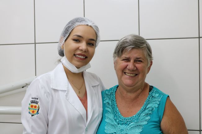 PREFEITURA DE FLORÍNEA FAZ ENTREGA DE PRÓTESES DENTÁRIAS
