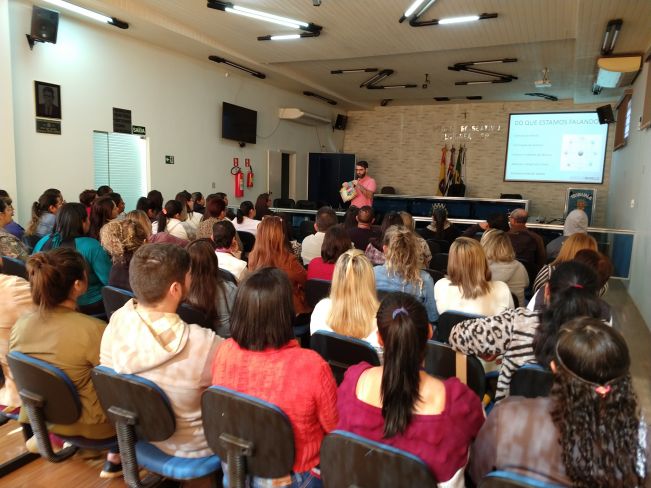 FLORÍNEA REALIZA SEMANA PEDAGÓGICA NA REDE MUNICIPAL DE ENSINO