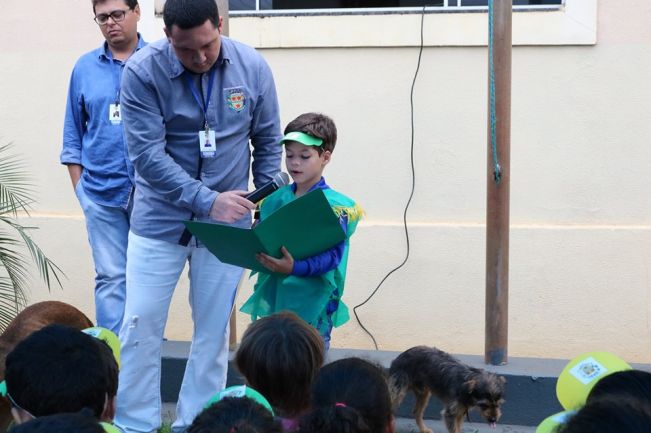 ATO CÍVICO MARCA INÍCIO DA SEMANA DA PÁTRIA EM FLORÍNEA