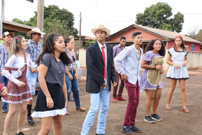SECRETARIA DO BEM ESTAR SOCIAL REALIZA FESTA JULINA PARA O PAIF E O PROJETO ECO-JOVEM