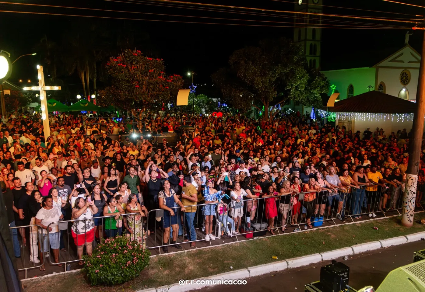 Nosso terceiro dia de festa agitou a praça matriz.
