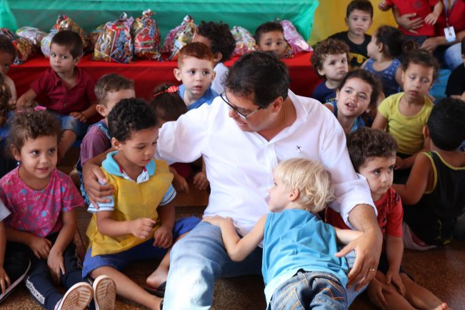 PROJETO CORES É UM SUCESSO NA CRECHE ESCOLA PADRE DANILO CAPPELLETTO