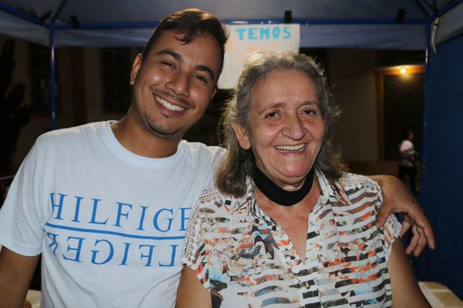 FEIRA DA LUA E FESTA DA PRIMAVERA MOVIMENTA PRAÇA DA MATRIZ