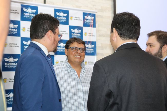 PREFEITURA DE FLORÍNEA E CAIXA ASSINAM CONTRATO HISTÓRICO PARA CENTRO DE DESENVOLVIMENTO INDUSTRIAL E COMERCIAL